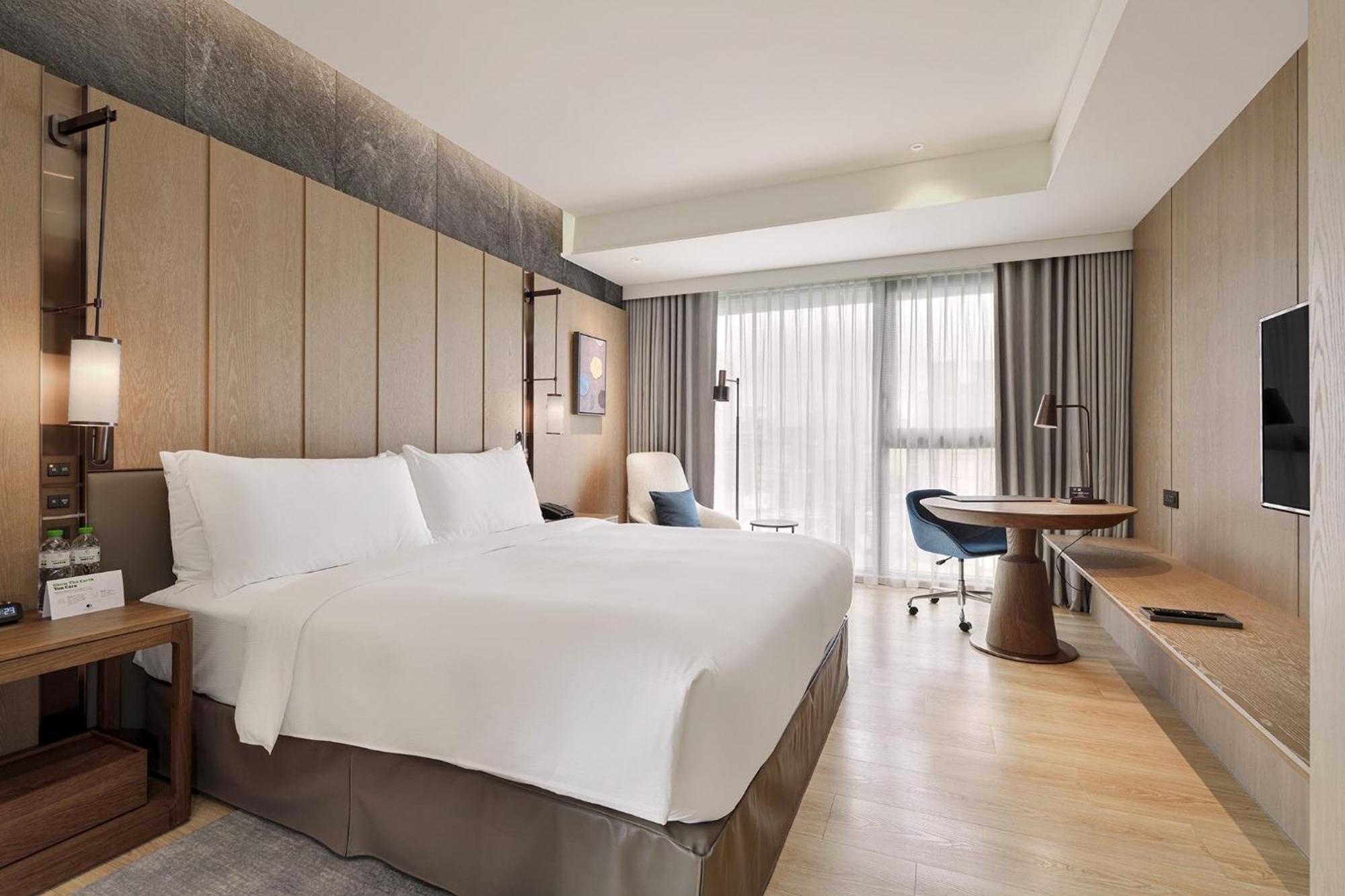 Doubletree By Hilton Taipei Zhongshan Buitenkant foto