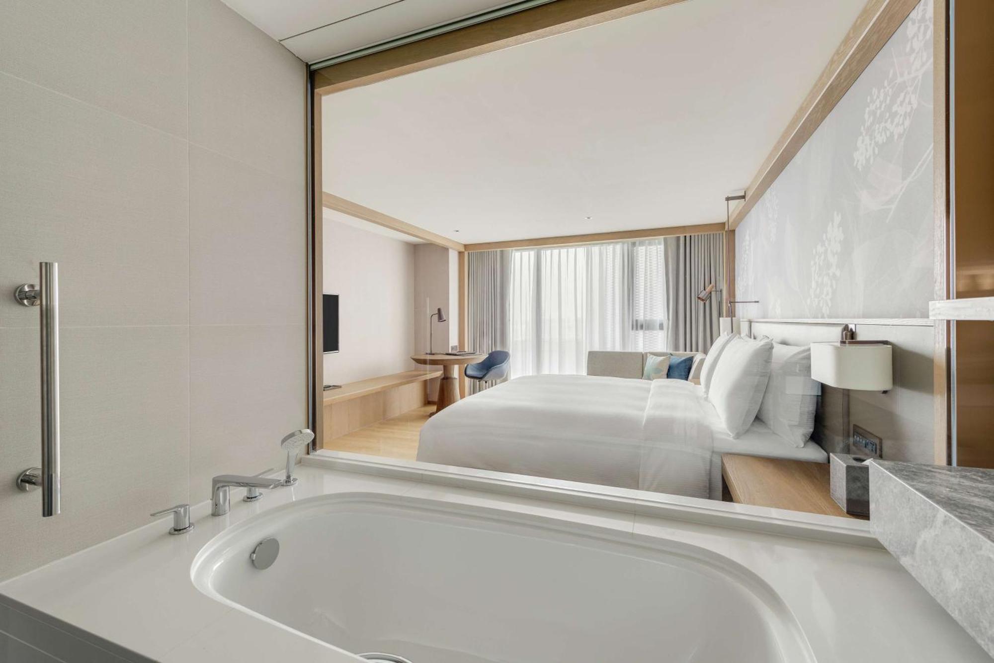 Doubletree By Hilton Taipei Zhongshan Buitenkant foto