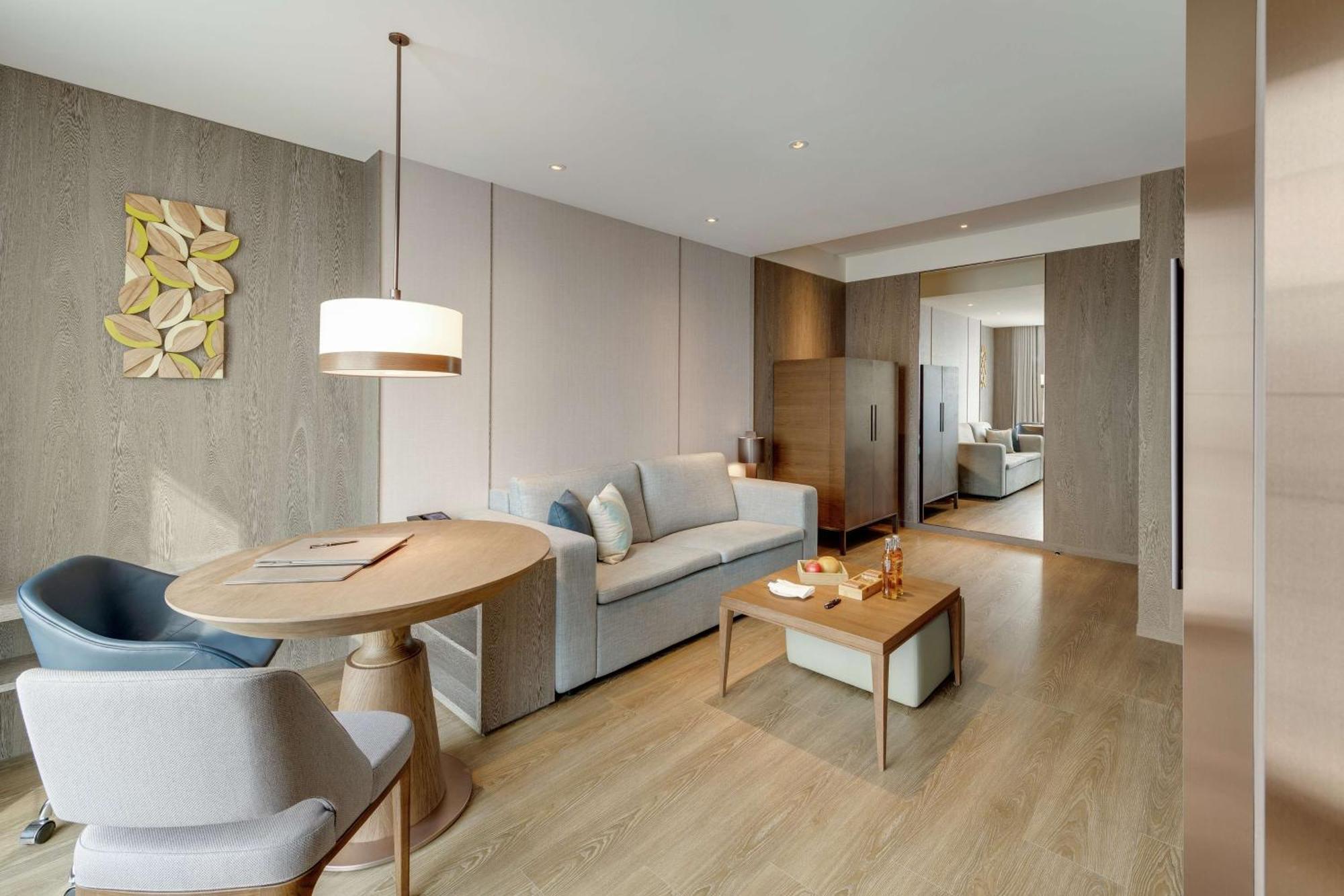 Doubletree By Hilton Taipei Zhongshan Buitenkant foto
