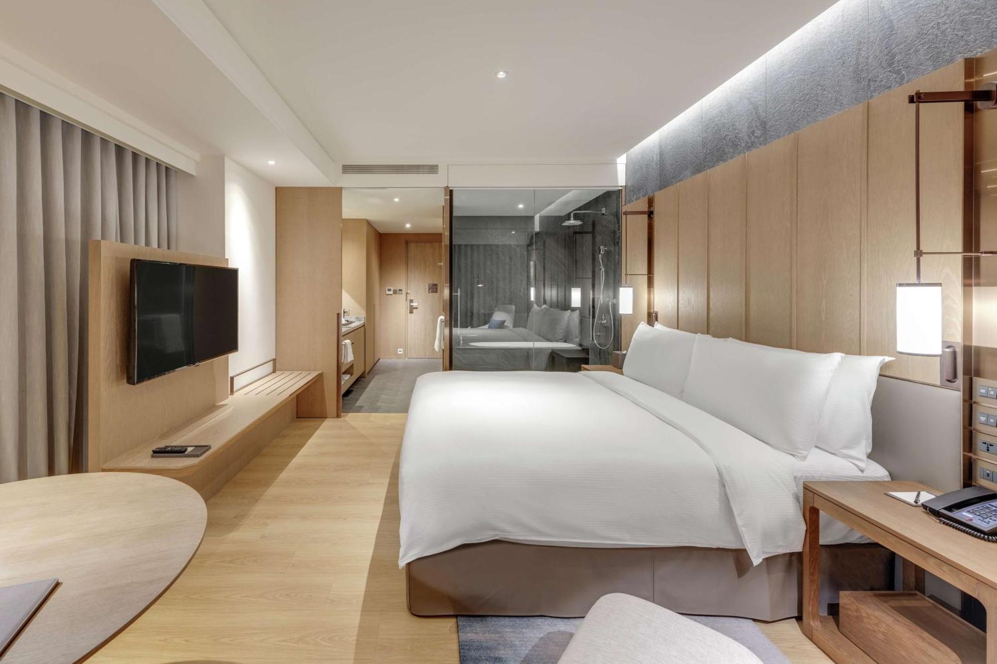 Doubletree By Hilton Taipei Zhongshan Buitenkant foto
